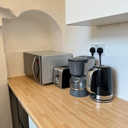 2 Bed Apt Sofa Bed Up To 6 伦敦 外观 照片
