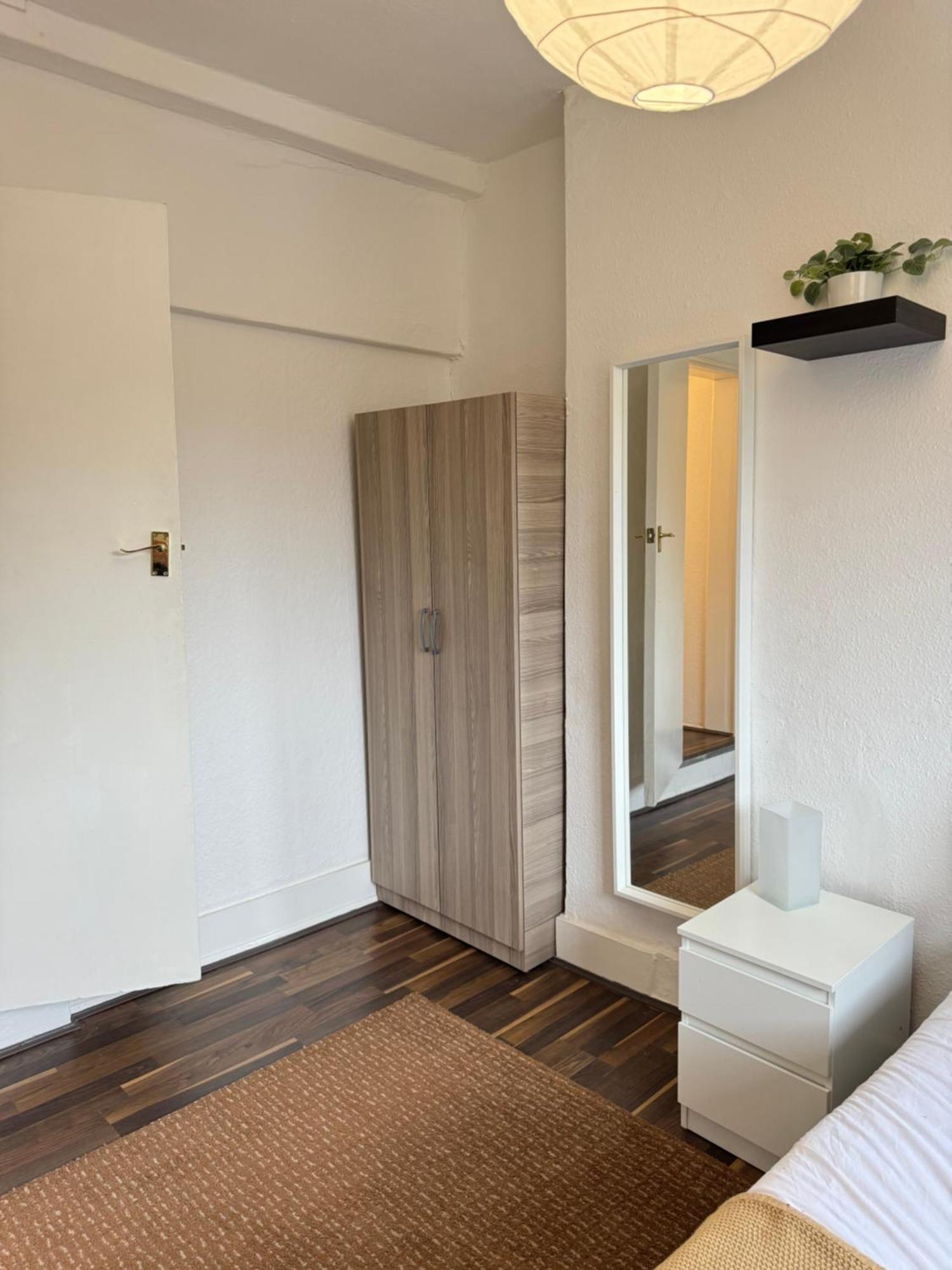 2 Bed Apt Sofa Bed Up To 6 伦敦 外观 照片