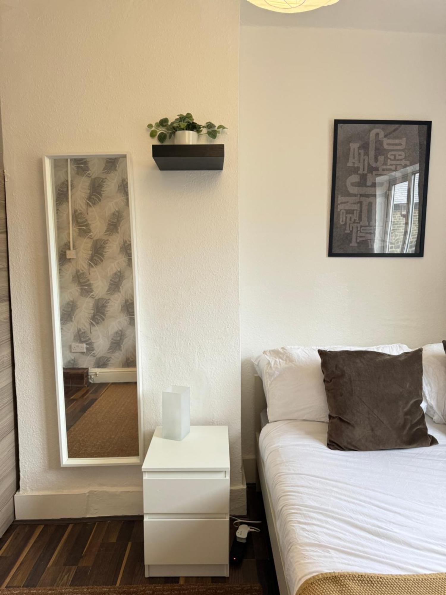 2 Bed Apt Sofa Bed Up To 6 伦敦 外观 照片