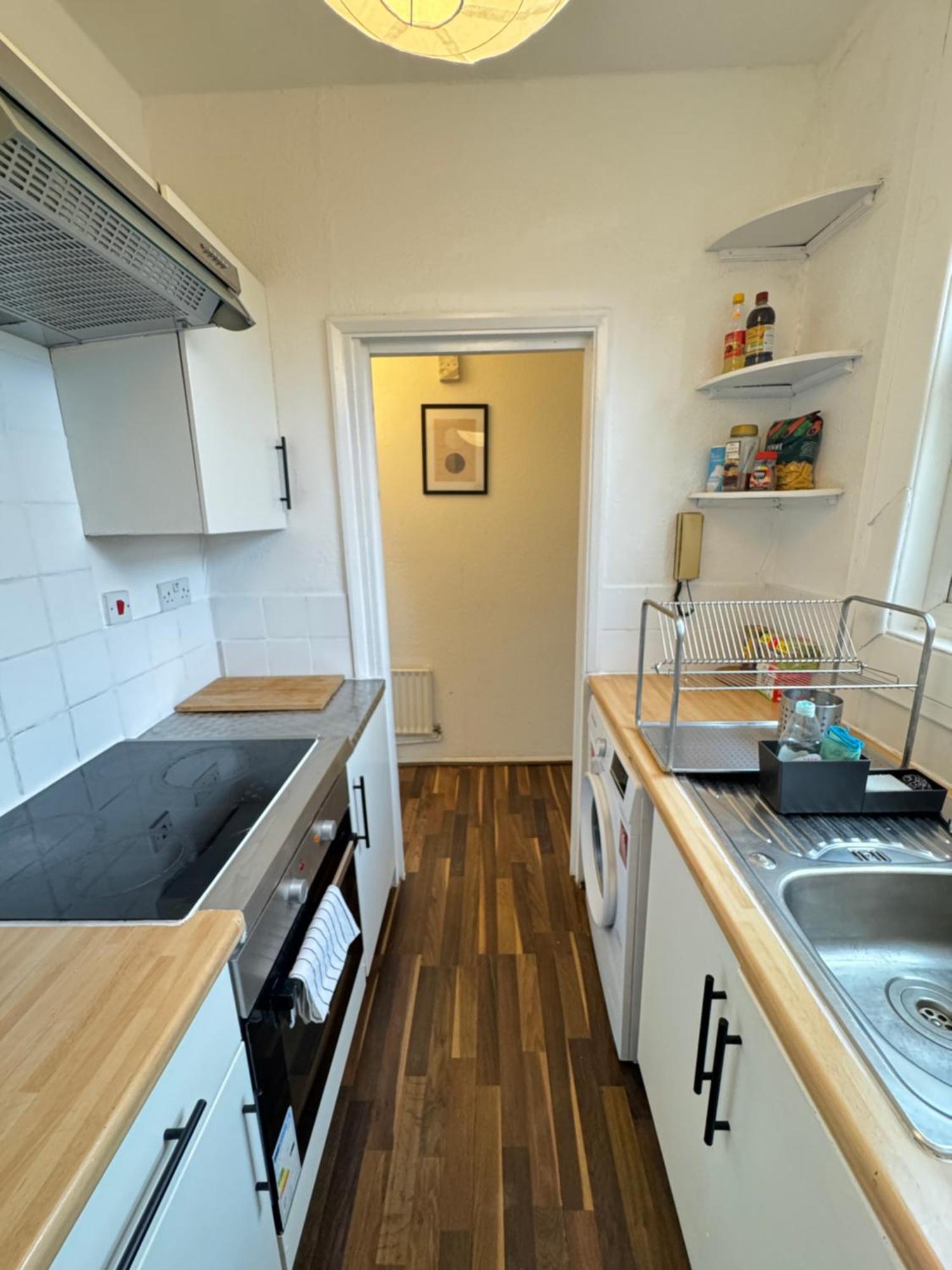 2 Bed Apt Sofa Bed Up To 6 伦敦 外观 照片
