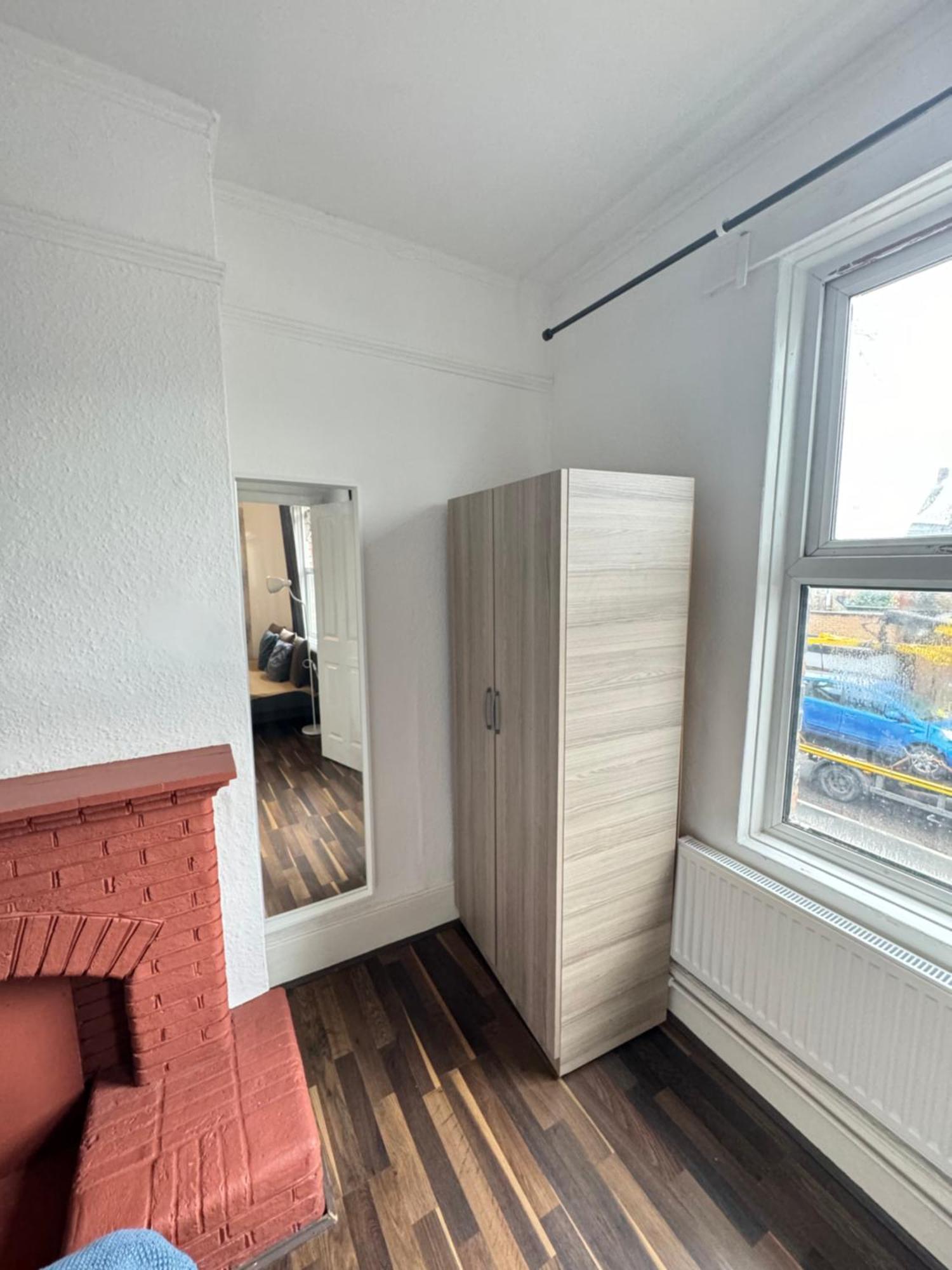 2 Bed Apt Sofa Bed Up To 6 伦敦 外观 照片